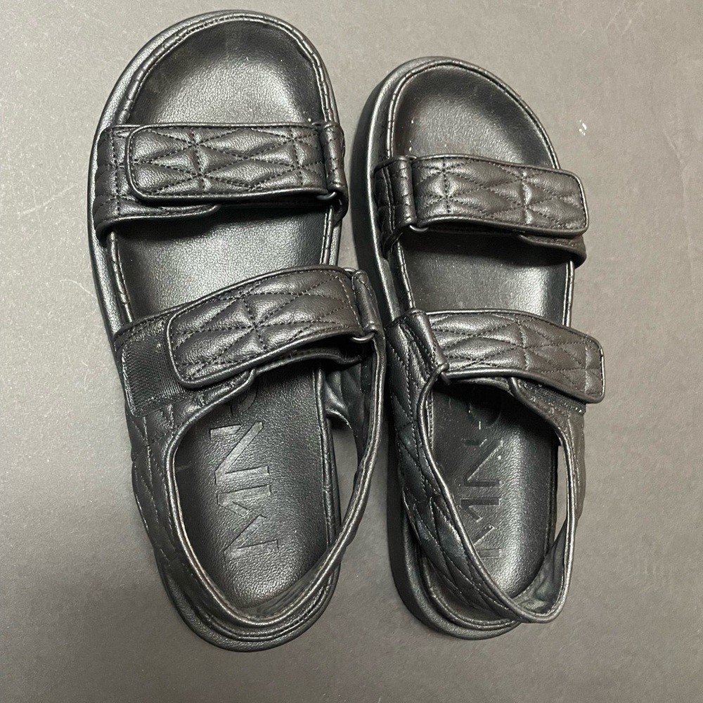 Mango Women’s Black Leather Quilted Dad Sandals, sz 37